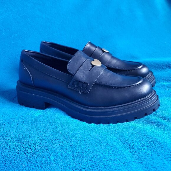 Women's Chunky Black Loafers by American Eagle Outfitters Size 8 - Picture 1 of 7